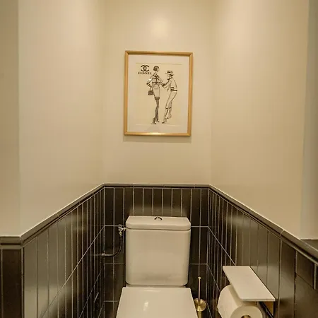 With Eiffel Tower View Apartment