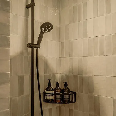 With Eiffel Tower View Διαμέρισμα *