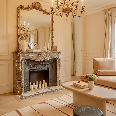 Διαμέρισμα With Eiffel Tower View *