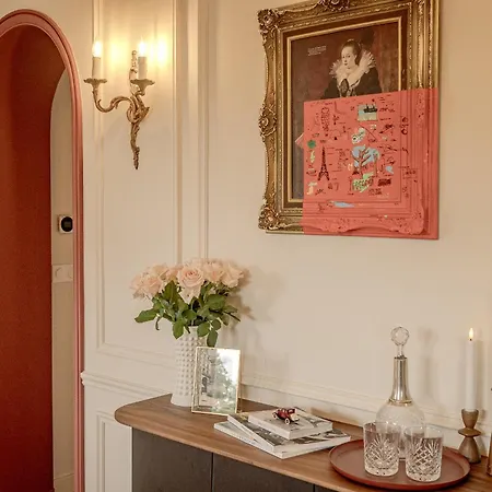 Apartamento With Eiffel Tower View