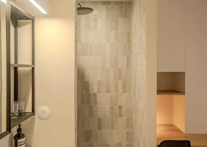 アパート With Eiffel Tower View パリ