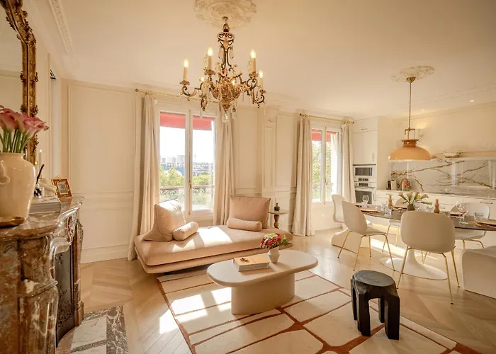 With Eiffel Tower View *