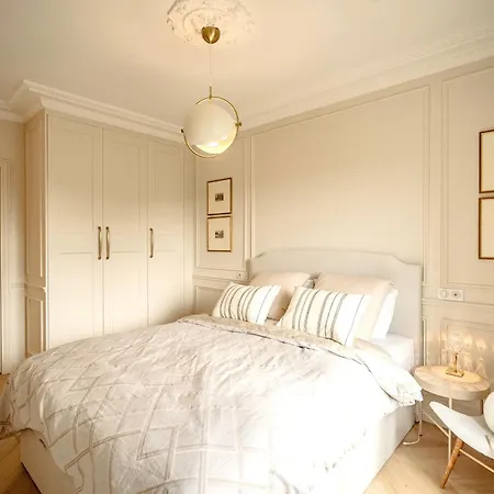 Apartamento With Eiffel Tower View *