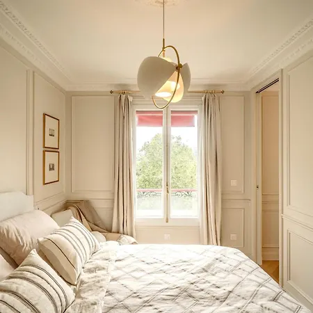 With Eiffel Tower View * Paris