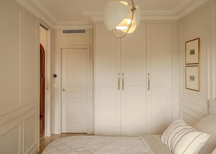 Apartamento With Eiffel Tower View *